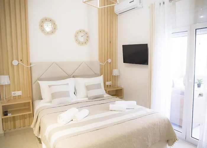Diogenis Deluxe Apartment